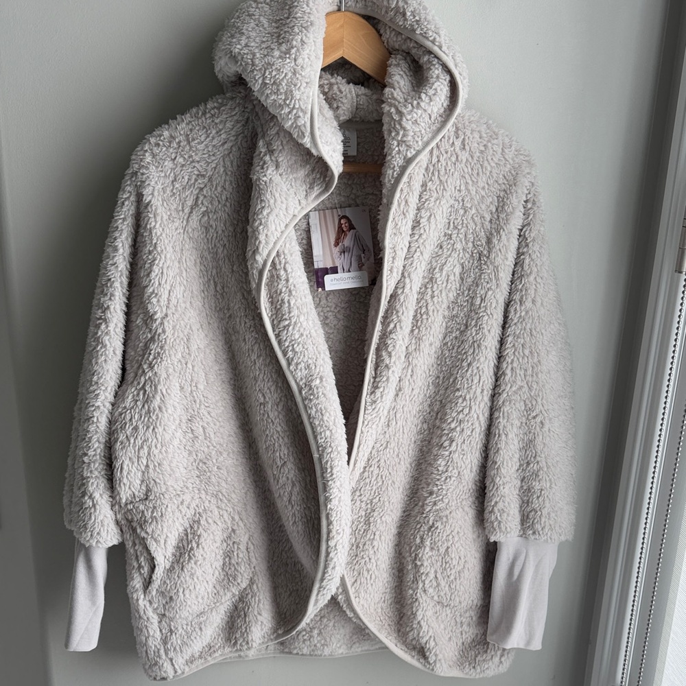 Plush Hooded Sherpa Robe - Gray